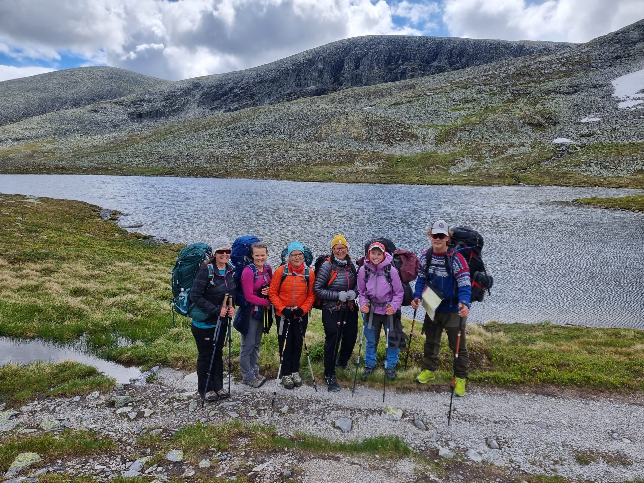 Read more about the article Day 72 – Rondane: Flatt og mye steiner (Rondane: Flat and rocky trail)